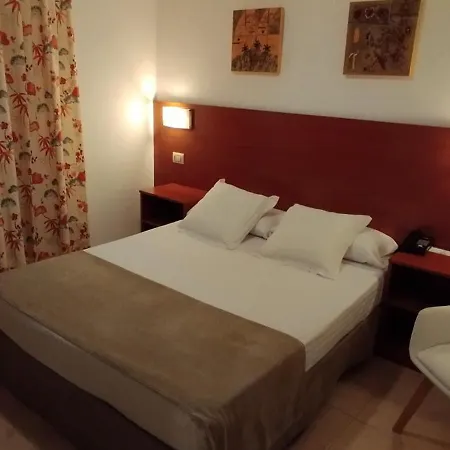 Hotel Torres Tourino 2*