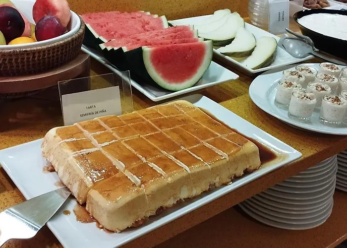 托雷斯途锐诺酒店 2*