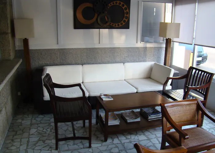 托雷斯途锐诺酒店 2* 桑亨霍